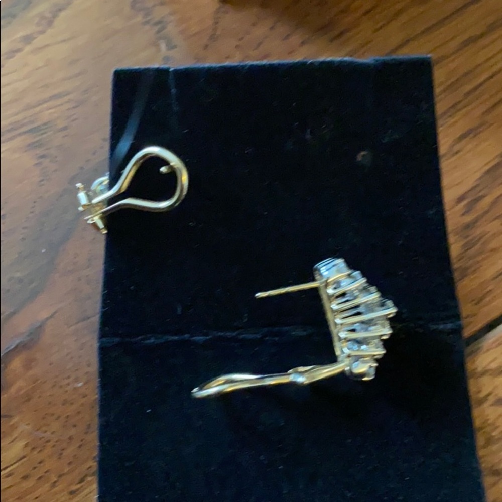 Diamonds earring PRICE FIRM❤️ - Picture 3 of 6
